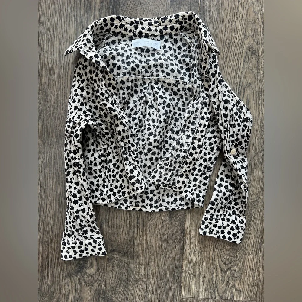 Zara Black and White Button Down Shirt
